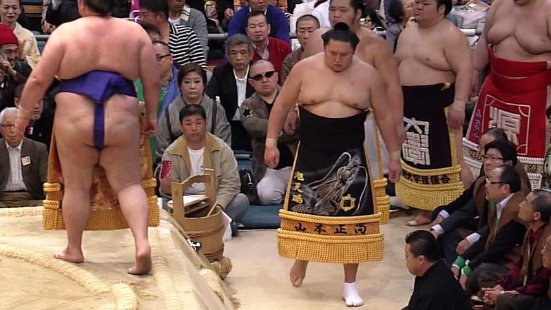 大相撲の観客にスゴい人