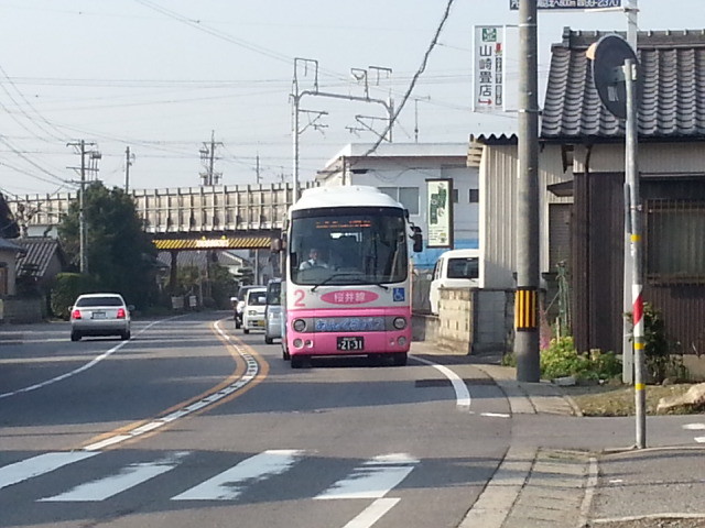 20140328 07.46.00 古井町内会バス停 - あんくるバス桜井線バス