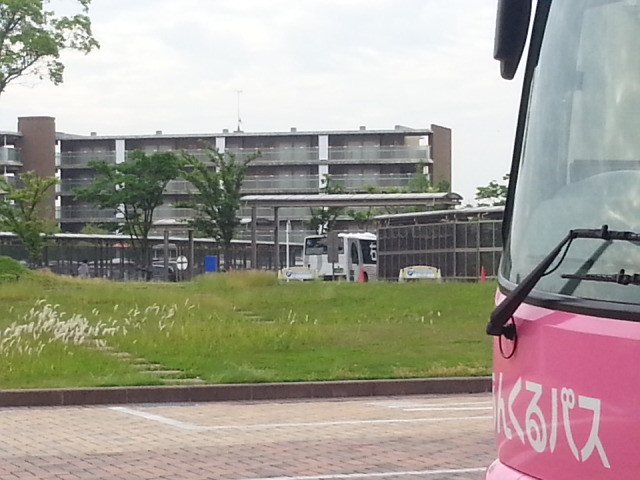 20150525_074710 更生病院 - 桜井線バスとみぎまわり循環線バス